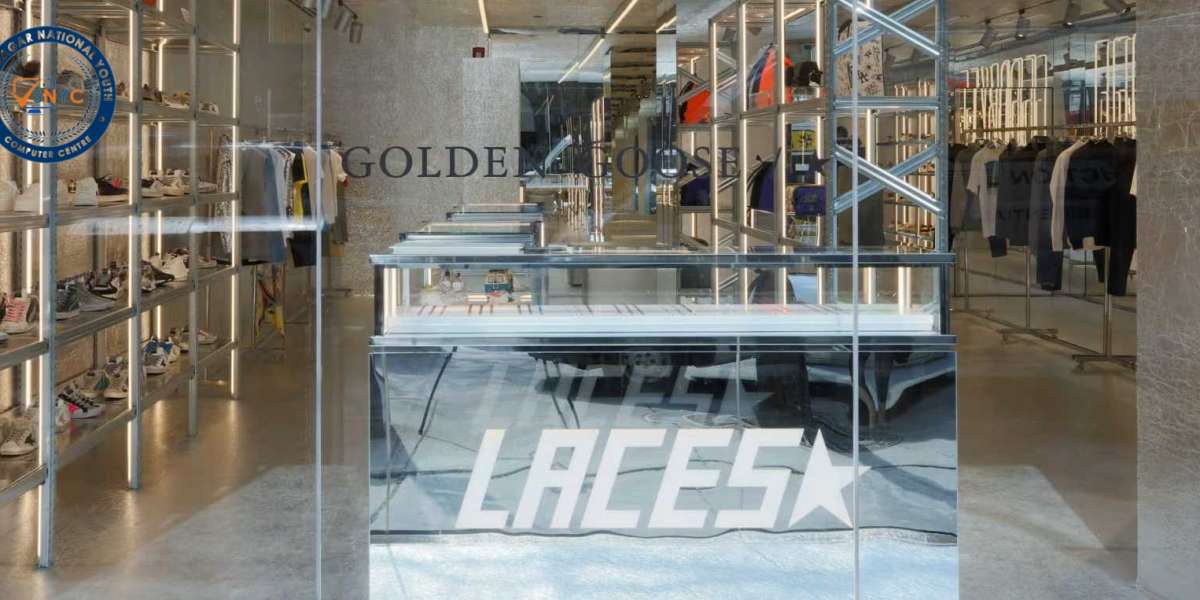 both colors Golden Goose Shoes Outlet for one eye catching